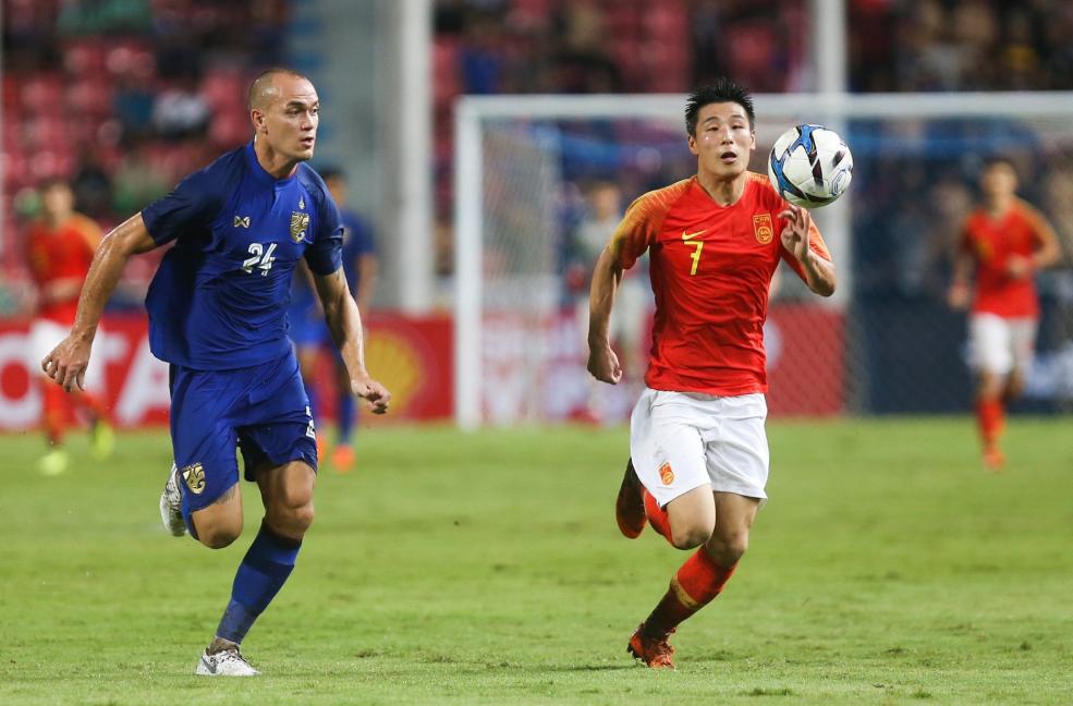 武磊脱衣黄牌,国足武磊近期的表现