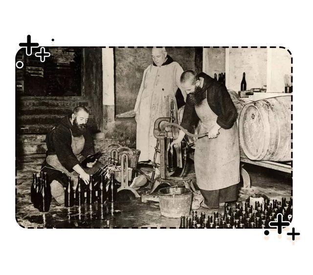 没有冰啤酒的夏日夜晚，再好吃的宵夜也会黯然失色（菲李漫画）