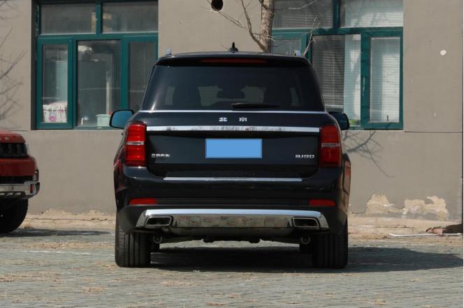 北京bj90深度对比奔驰,bj90对比陆巡