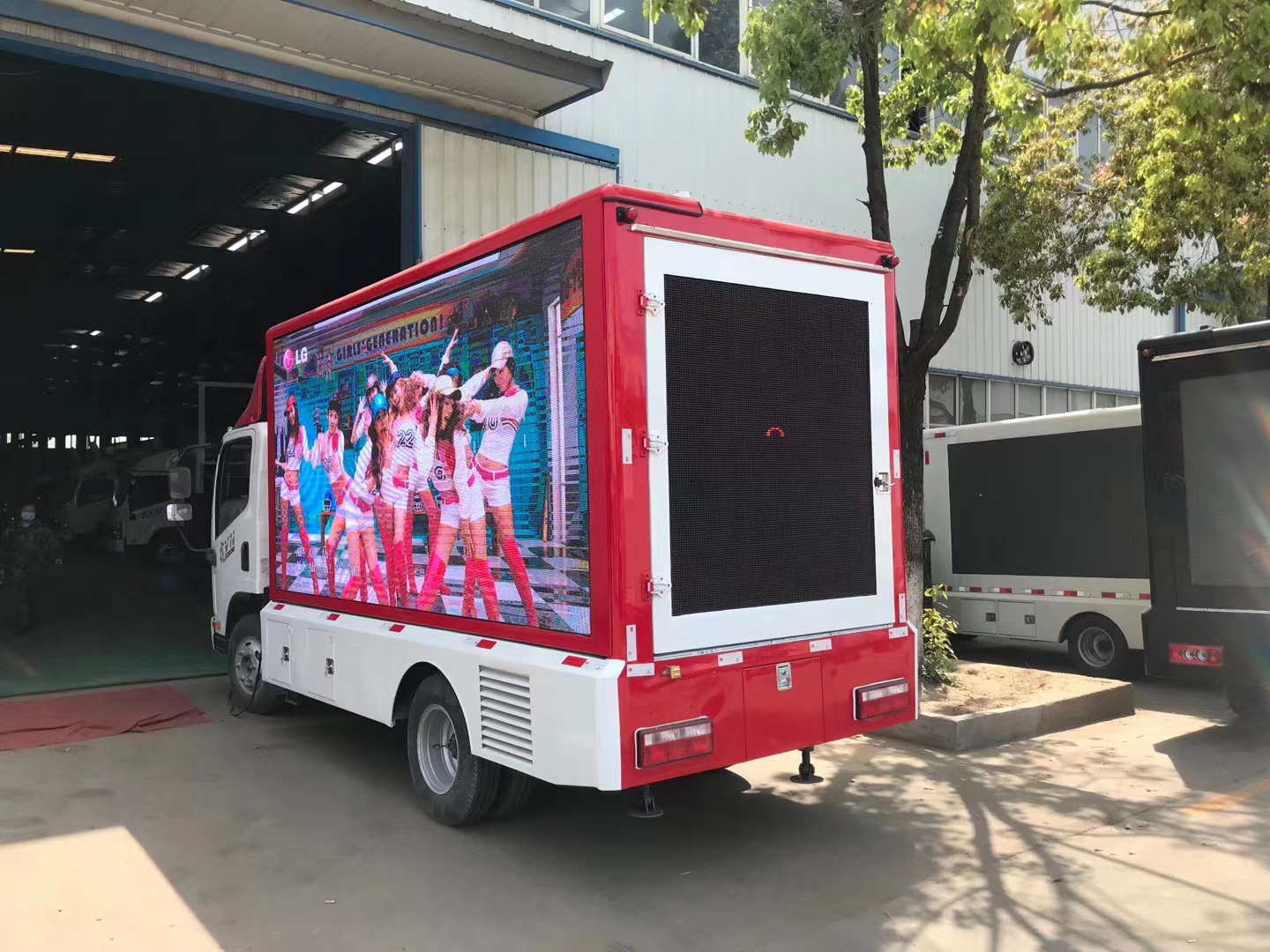 400平米led广告,小型led广告宣传车厂家