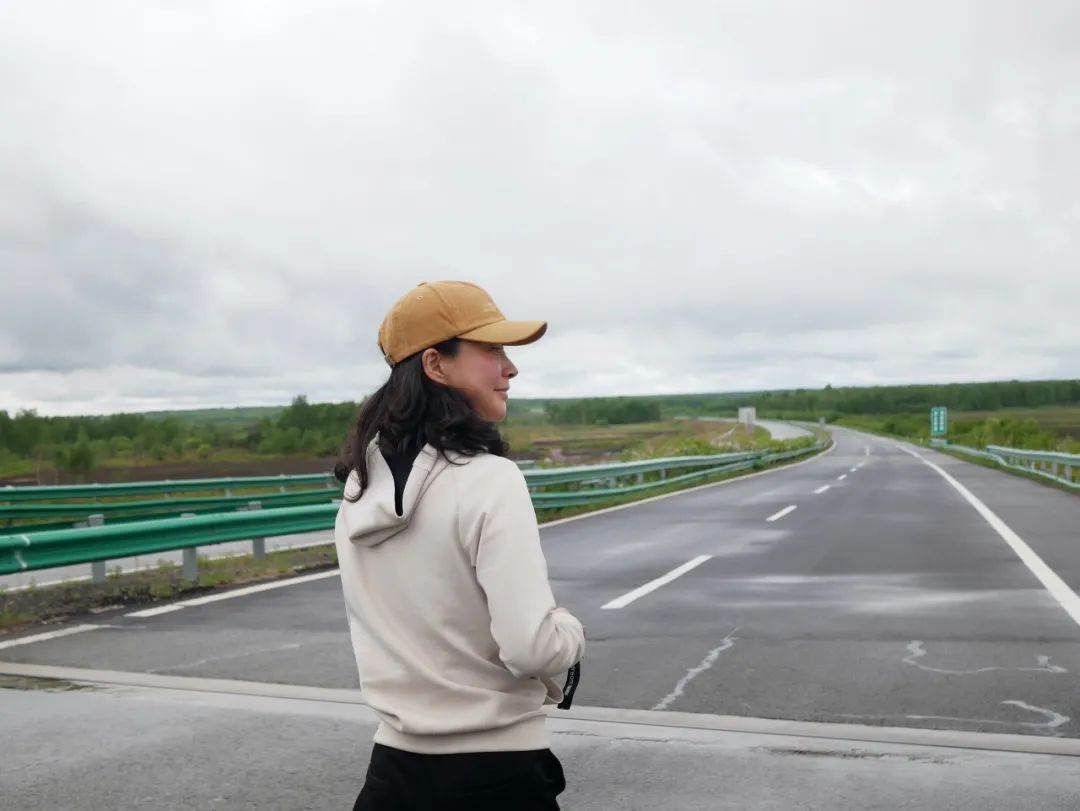 独自上路抖音,独自开车上路