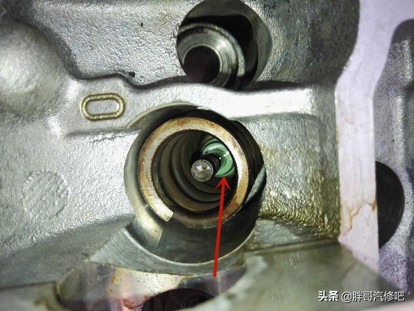 发动机烧机油胖哥,发动机烧机油一定不要焦急更换