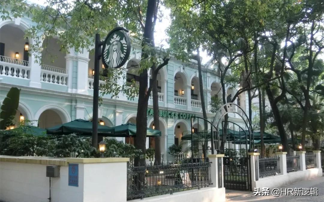 星巴克的员工为什么那么高傲,星巴克为什么一直缺员工