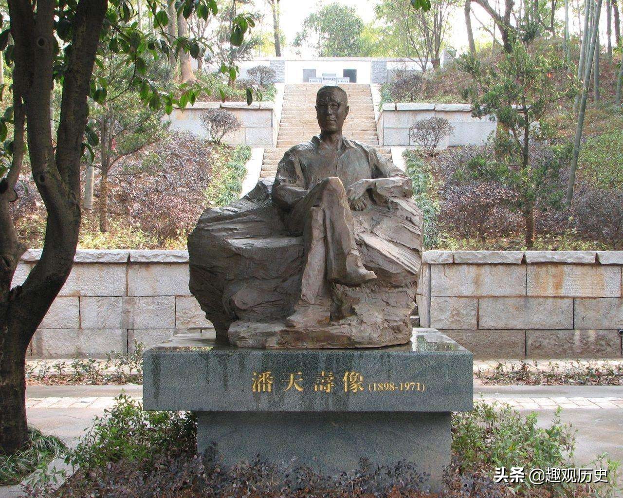 一只鹰拍出2.7亿元，将它放大五倍后再看，专家直呼：这不是画