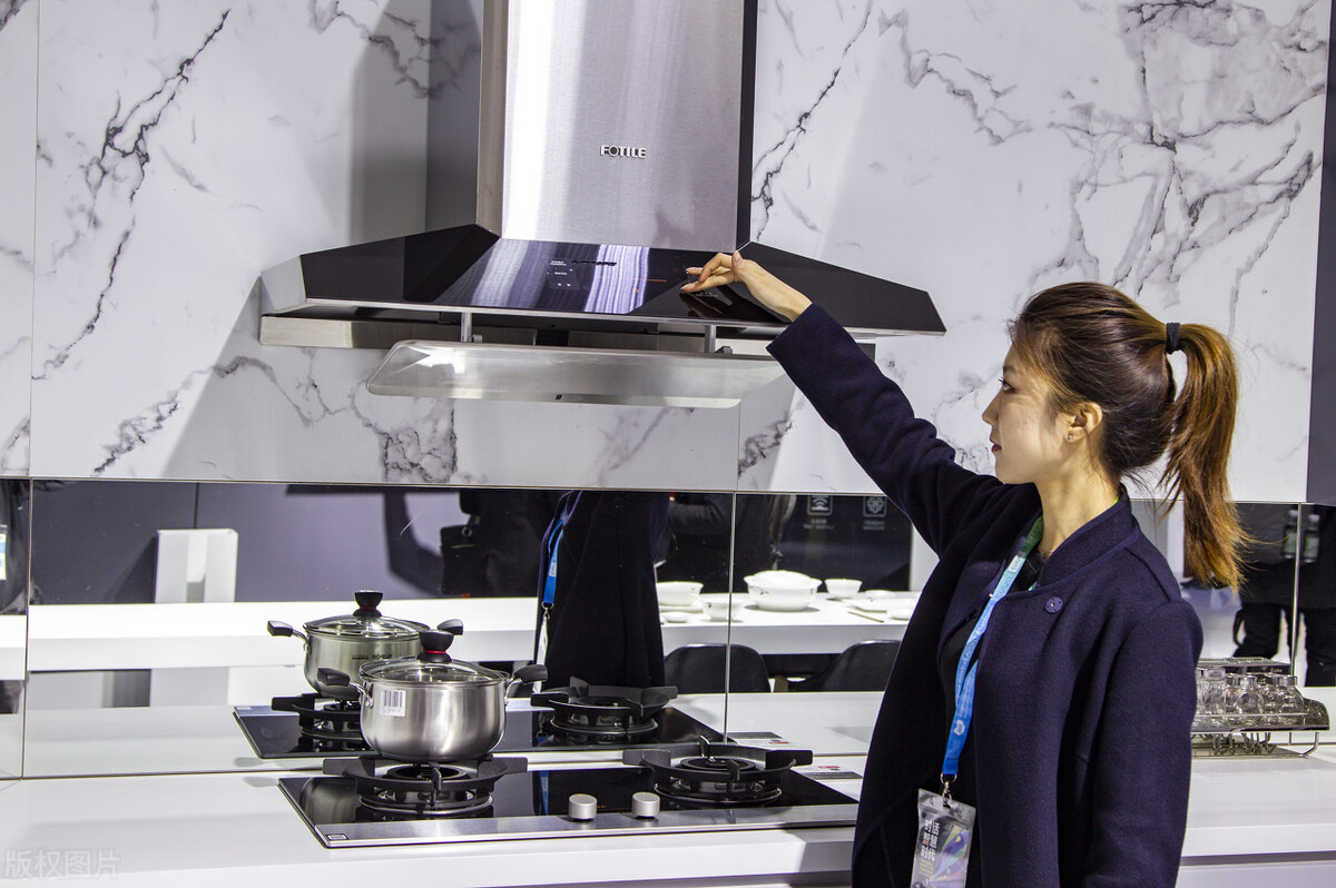 油烟机的选择有什么讲究,油烟机怎么选一定要注意3个大坑