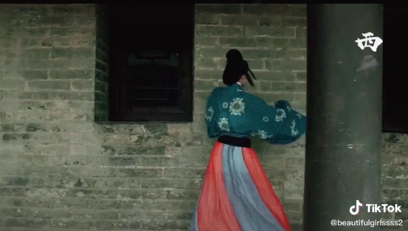 中式婚礼火遍抖音,中式婚礼爆火