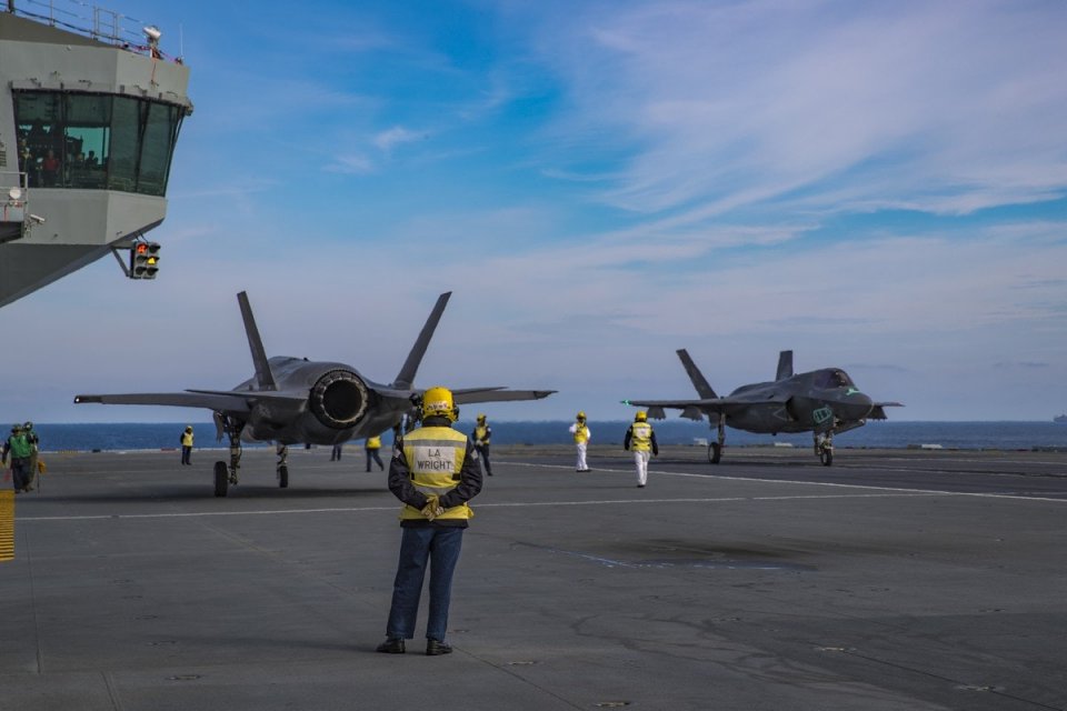 英国航母首次形成作战能力,280米航母有多大