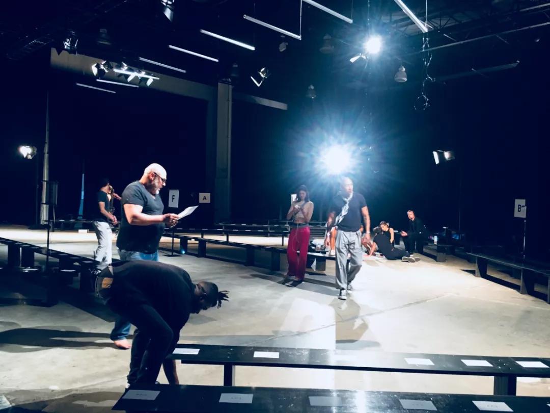 时尚|如何参加纽约时装周？纽约时装周的幕后真相