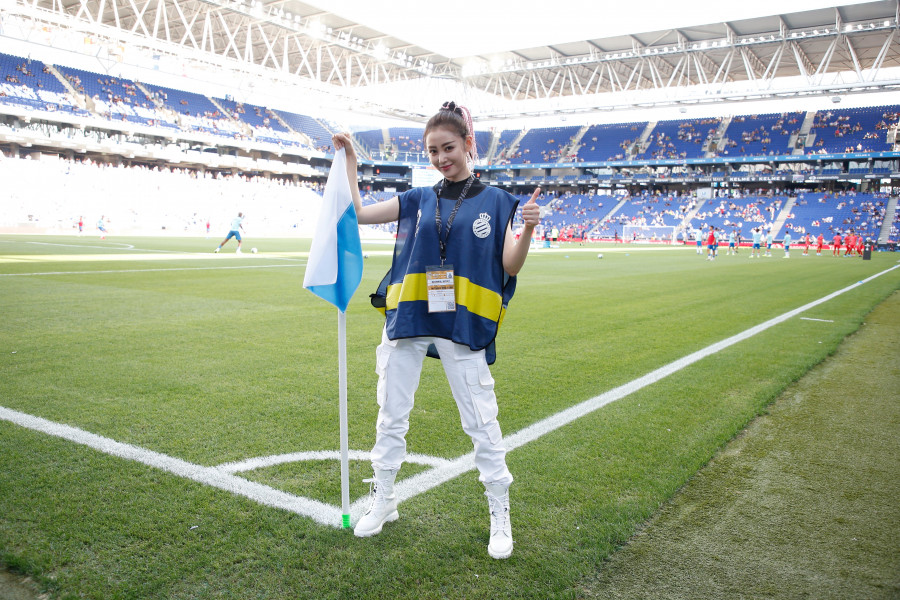 张天爱很装,张天爱超酷造型