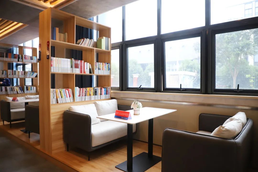 为官兵办实事怎么写,为指战员服务