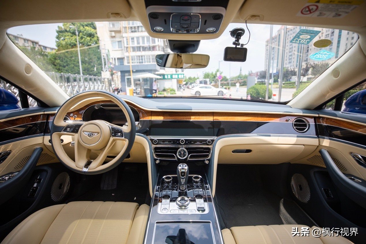 手工打造，感受造车艺术之美与机械之美，实拍6.0TW12版宾利飞驰