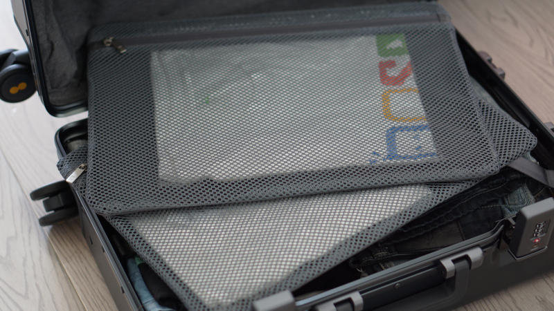 粗铝框设计，TSA密码锁，地平线8号行李箱，出差旅行好伙伴