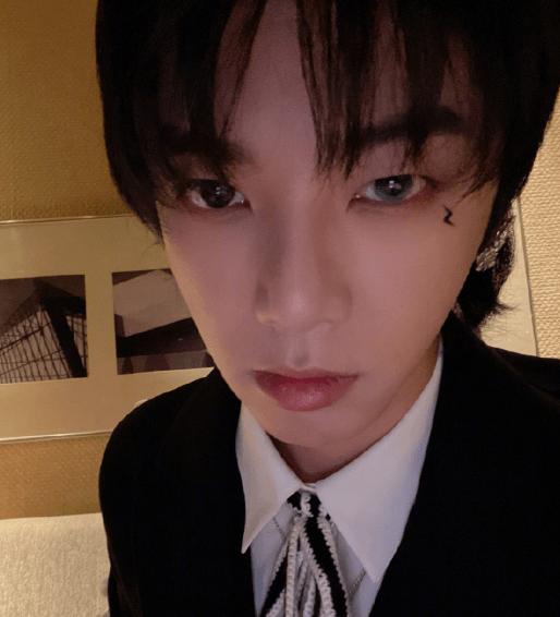 华晨宇植发的医院是哪里,华晨宇植发图片是真的吗