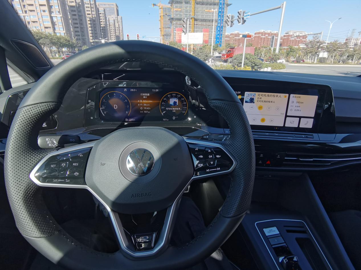 一汽大众高尔夫8官网,一汽大众高尔夫8值得购买吗