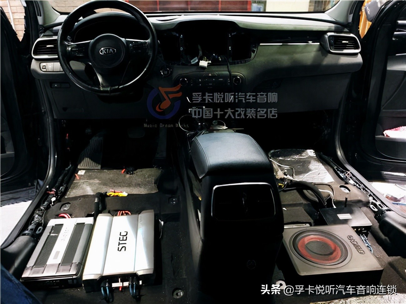 凯里起亚索兰托音响升级改装,长沙起亚索兰托音响改装
