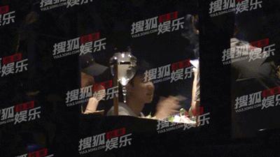 王源抽烟影响恶劣珍惜公众形象,王源抽烟的后果