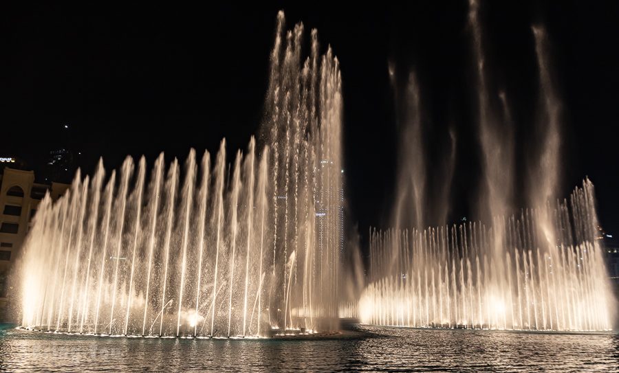 迪拜喷泉旅游攻略,迪拜水族馆游玩攻略