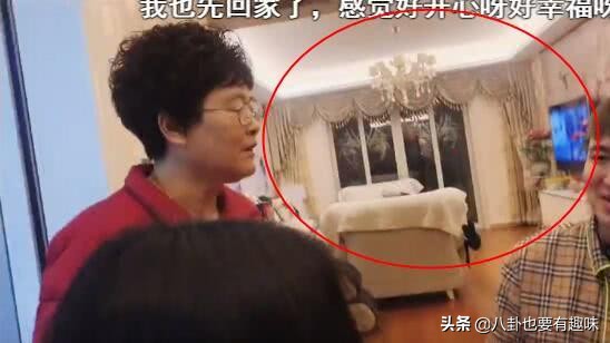 林允回老家全部视频,林允回上海家视频