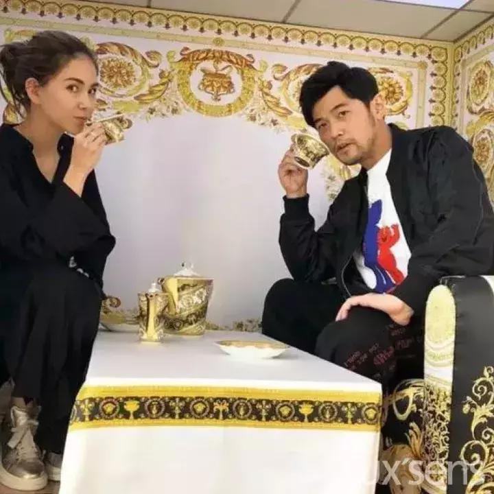 eva鏃跺皻鍗氫富,eva鍗氫富鍖呭寘