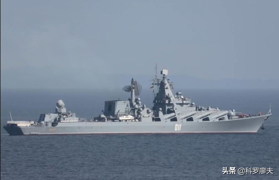 发威了！俄太平洋舰队在日本海发起导弹打击，模拟摧毁日本战舰
