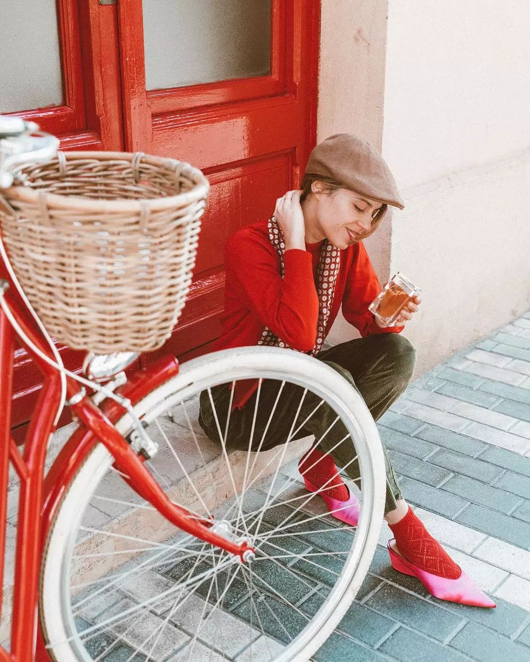 今年流行的露脚袜,是不是现在都流行穿长袜不露脚踝