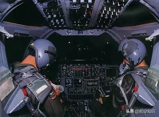 「收藏」B-2/F-22/F-35都在这里|美国空军现役装备大全（4）