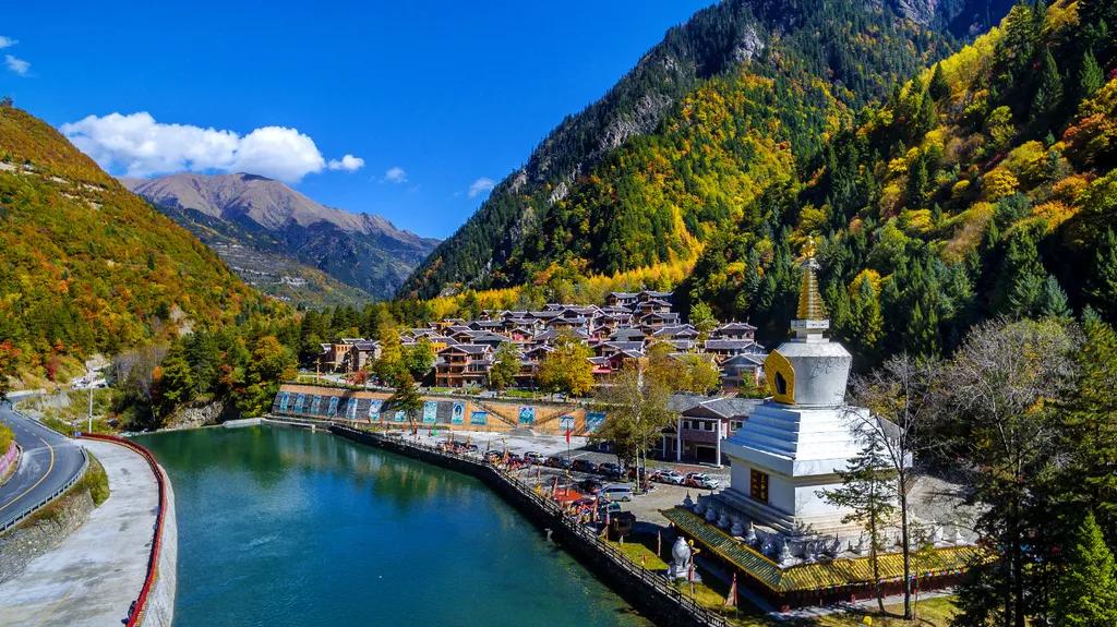 杭州九寨沟门票价格表,九寨沟景区浙江人免门票吗多少钱