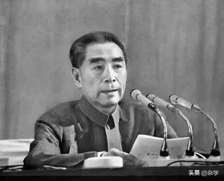 因说错一句话，周恩来怒批陈毅：革命大半辈子就这点策划纪律性？