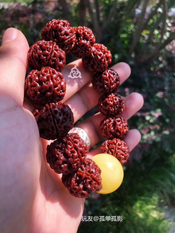 普通人玩不起的三种文玩,绝对不能玩的五种文玩