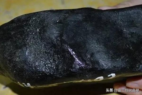 翡翠原石赌石入门级知识大全,翡翠原石赌石鉴别方法