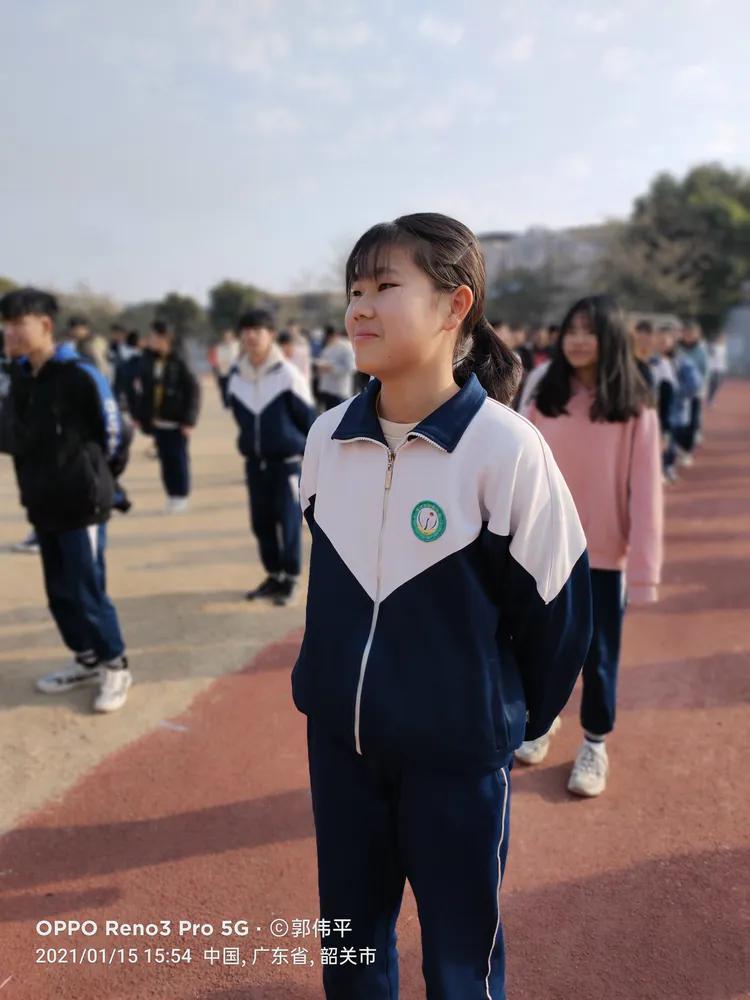 九三班成绩表,中二班新生评语