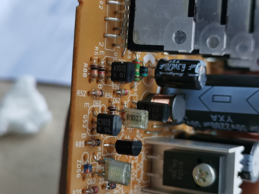 epson打印机电源开关在哪里,epson打印机电源键一直闪烁