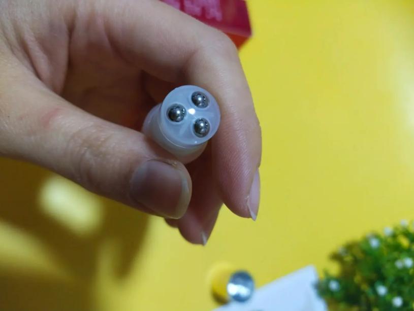 头皮护理精华液欧莱雅,欧莱雅敏感头皮修护精华液