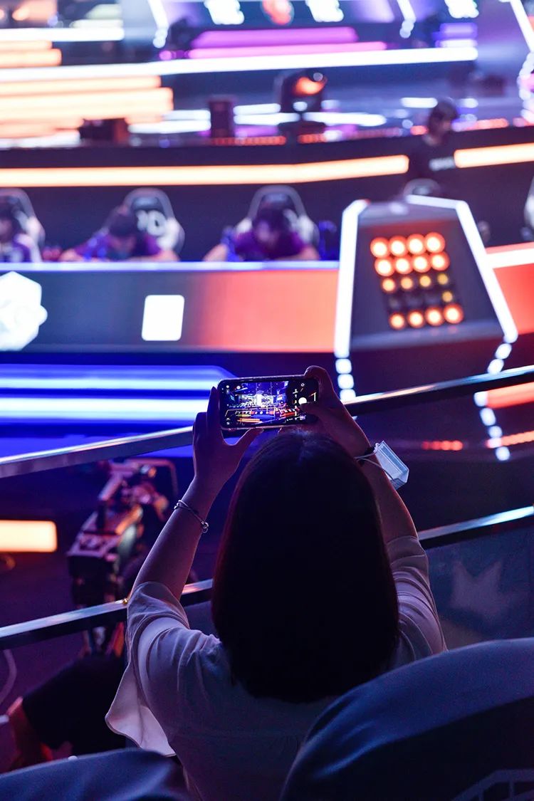 普通的追梦人｜PEL群像：为梦想奋斗的普通工作者们