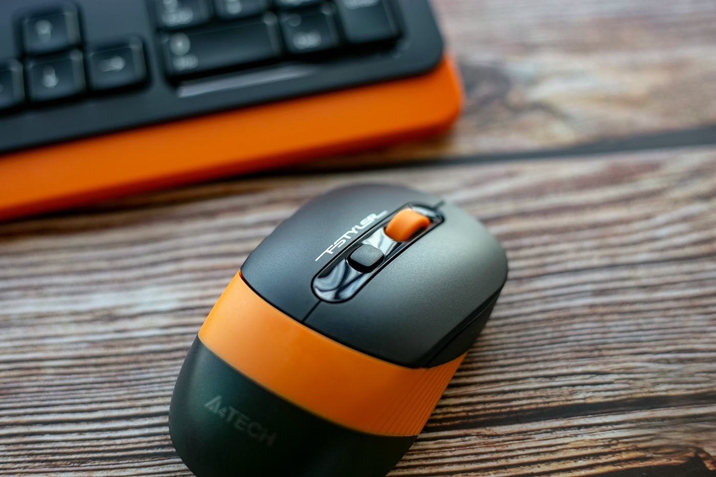 双飞燕f1010有线键鼠怎么样,双飞燕fg2000无线键鼠套装