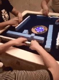 打麻将搞笑gif图片大全,打麻将三缺一的搞笑图片