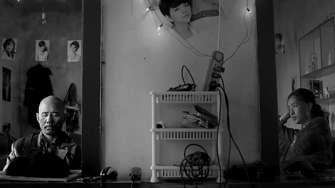 40岁牧羊人被发廊妹骗去16万心血钱，这电影后劲太大