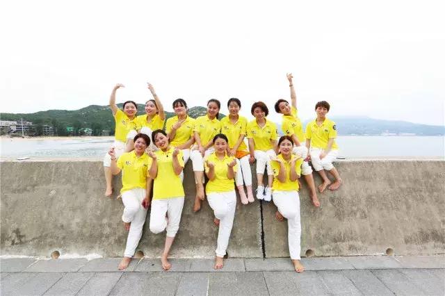 巨邦快乐集结号丨看见了，其中一艘游艇上，是我们的船长大舅哥