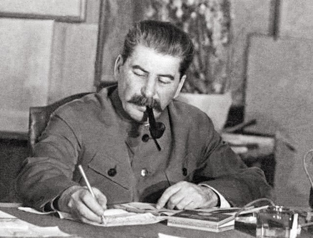 毛主席一天能抽50支，最后两年决心戒烟，靠闻烟味抵抗烟瘾