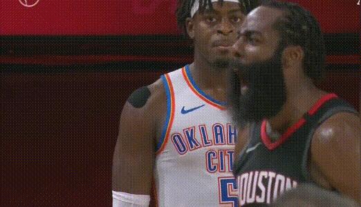 裁判尽力挽回雷霆？没有多特的“愚蠢”动作，还是雷霆球权吗？