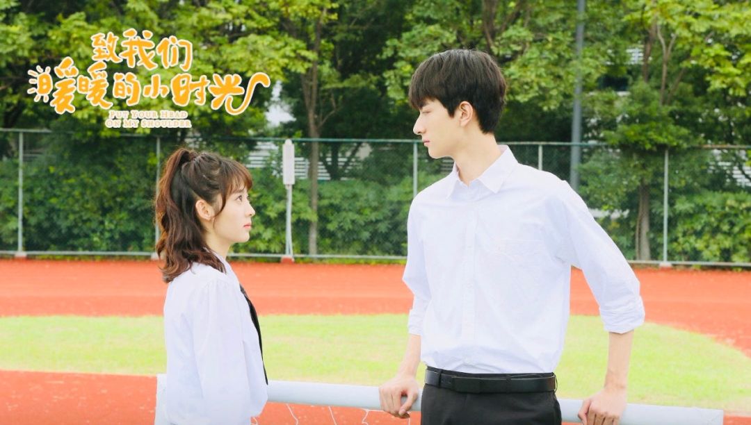 林一匡威同款,林一西装匡威