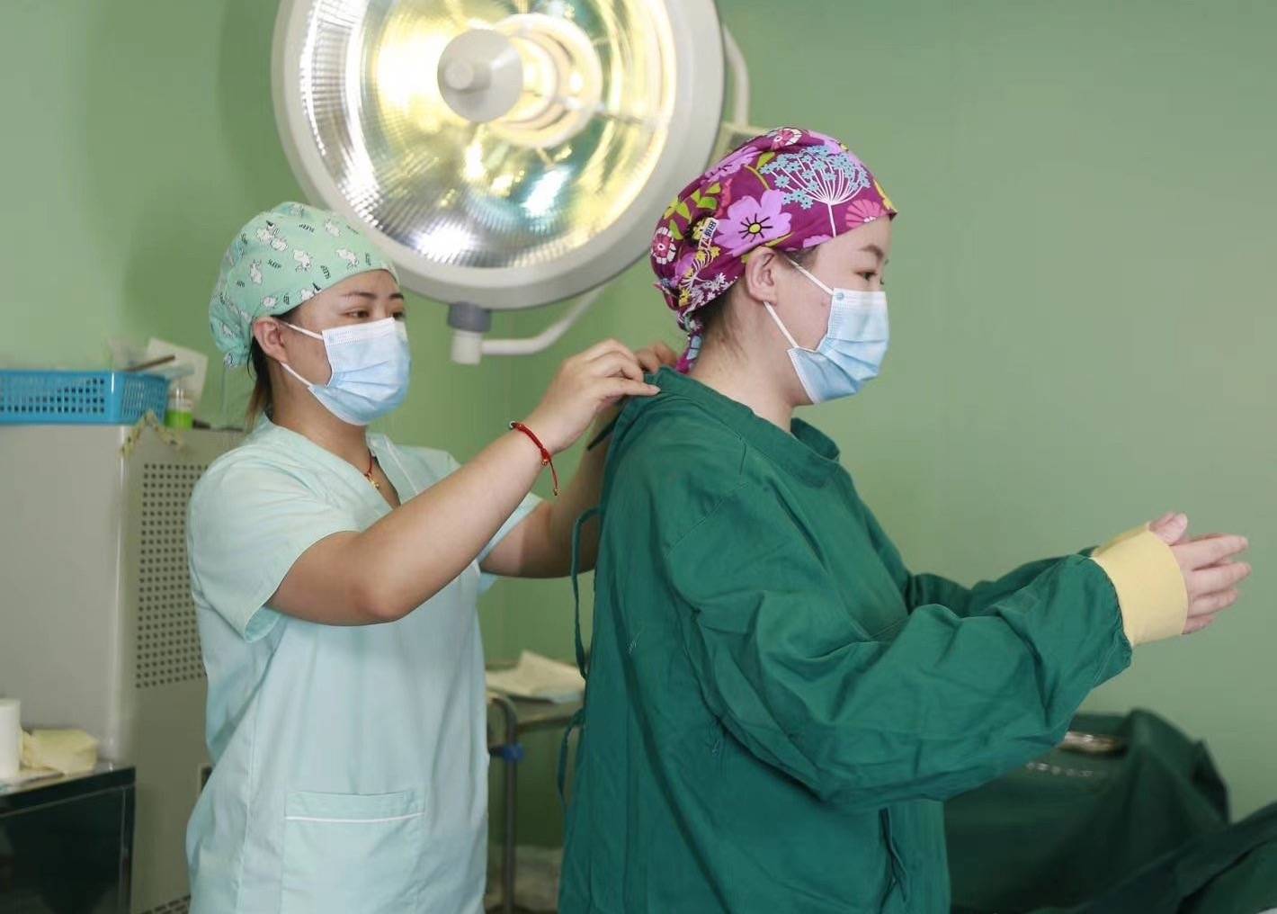 吸脂填充耳垂,男士180斤吸脂