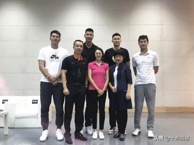 广东男篮11冠王,广东男篮11冠完整视频