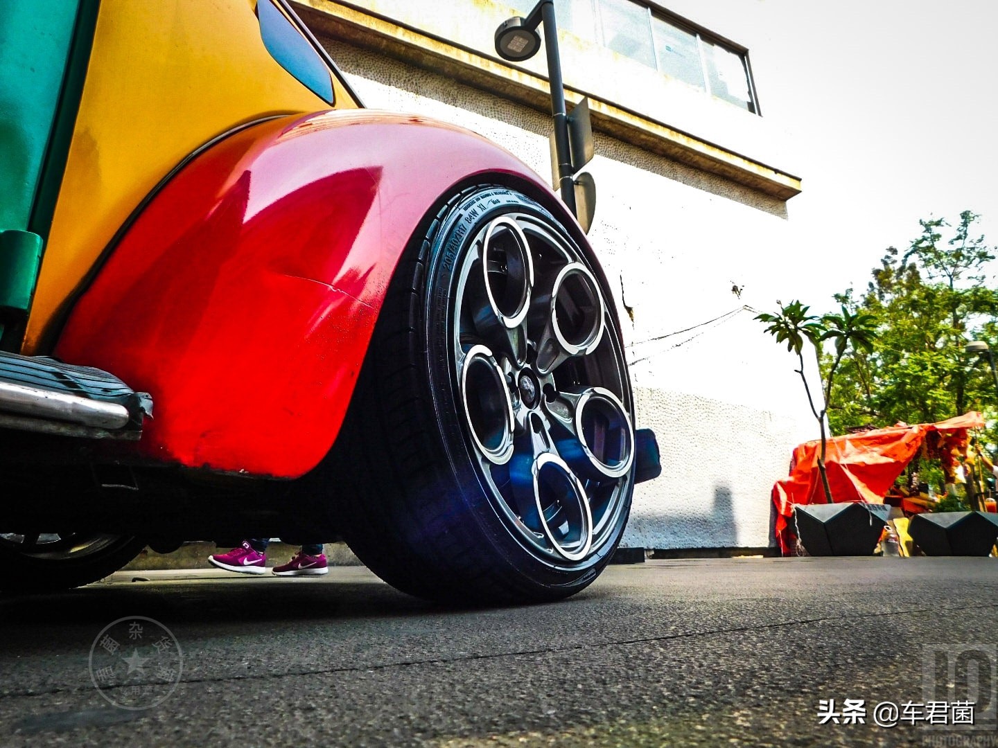 甲壳虫敞篷五颜六色,五颜六色的婚车甲壳虫