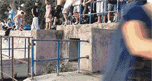 搞笑视频专治不开心,搞笑动图gif女司机