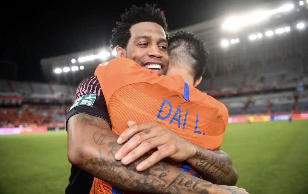 今天，我们的吉尔放假了