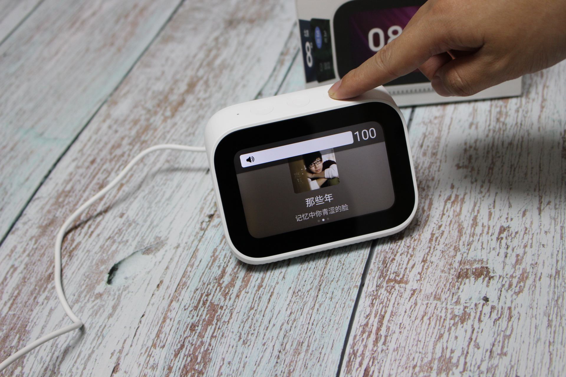 小米小爱触屏音箱pro8和小度x8,小米redmi小爱触屏音箱pro8英寸