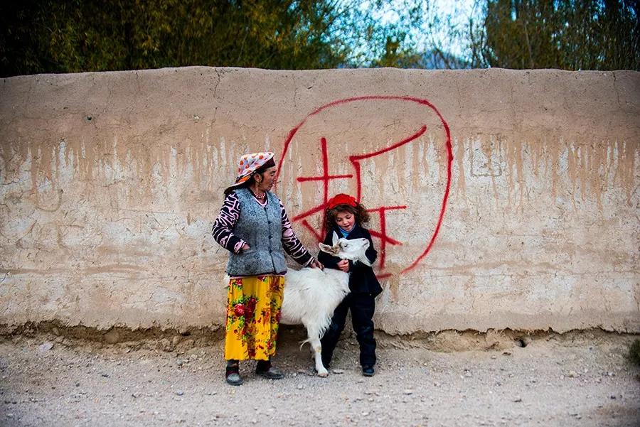 《塔吉克族生活励志篇》：一位维吾尔族摄影师眼中的塔吉克族人