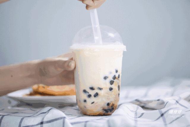 奶茶灰和奶茶色有什么区别,奶茶色和奶茶棕色是一个颜色吗