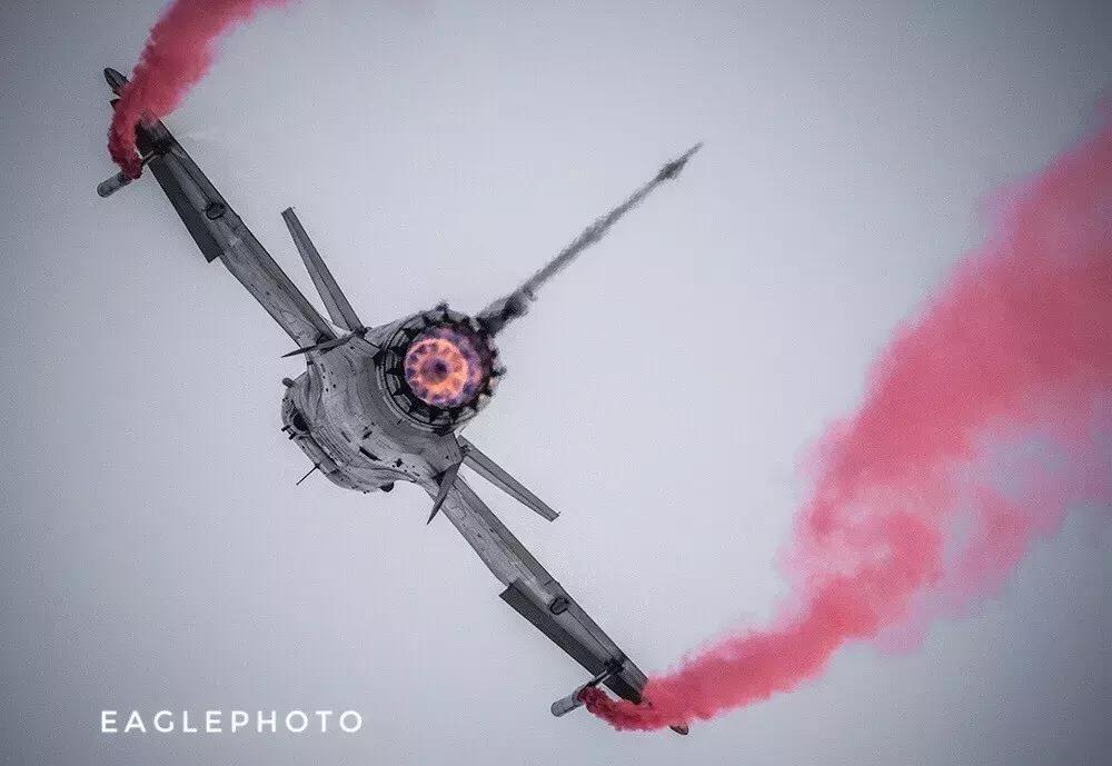 歼10b和f16哪个厉害,歼10b和f2对战